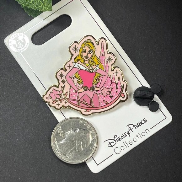 Disney Aurora Trading Pin Sleeping Beauty Princess Sparkle Lapel Pin Brooch Gift - Picture 5 of 6